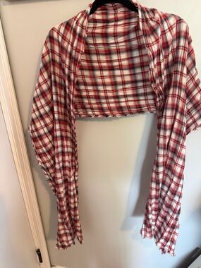 GAP Red White and Gray Plaid Lightweight Wrap Scarf